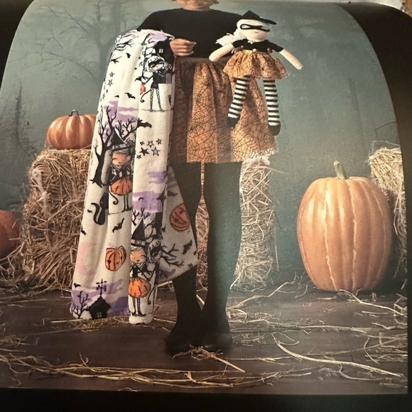 Cynthia rowley kids witch blanket with doll and tutu - Picture 5 of 7